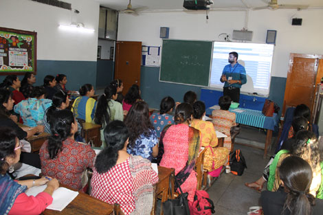 St. Mark's School, Meera Bagh - Smart Class Training for Teachers : Click to Enlarge