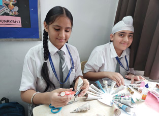 St. Mark's School, Meera Bagh - Activities conducted by Talented Crafters Club : Click to Enlarge