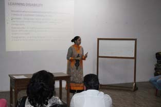 St. Mark's School, Meera Bagh - Workshop on How to handle students : Click to Enlarge