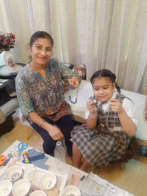 St. Mark's World School, Meera Bagh - Mothers Day for Classes Seedling to 2 : Click to Enlarge