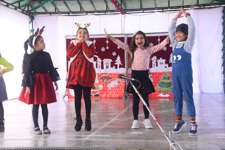St.Marks World School, Meera Bagh - Christmas Celebrations by Classes 1 and 2 : Click to Enlarge