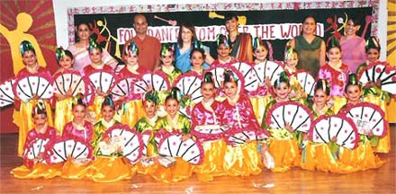 SMS Girls School - Folk Dance from all over the world : Click to Enlarge