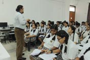 St. Mark's Girls School, Meera Bagh - Economics Workshop : Click to Enlarge