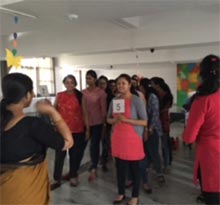 St. Mark's Girls School, Meera Bagh - Workshop for Seedling, Sapling and Class I : Click to Enlarge
