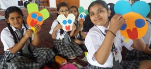 St. Mark's Girls School, Meera Bagh - Piggy Bank Workshop : Click to Enlarge