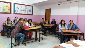 St. Mark's Girls School, Meera Bagh - Hindi Karyashala : Click to Enlarge