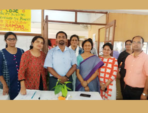 St. Mark's Girls School, Meera Bagh - Capacity Building Workshop for Physics : Click to Enlarge