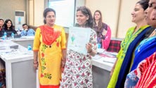 St. Mark's Girls School, Meera Bagh - Hindi Workshop : Click to Enlarge