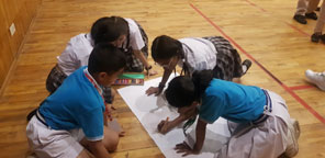 St. Mark's Girls School, Meera Bagh - Workshop at Vasant Valley School : Click to Enlarge