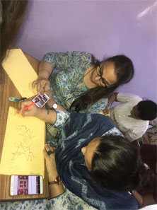 St. Mark's Girls School, Meera Bagh - Warli Art Workshop : Click to Enlarge