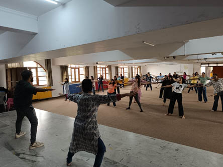 St. Mark's World School, Meera Bagh - Zumba Workshop : Click to Enlarge